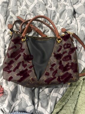 DHgate Monogram Shoulder Bag with Black Panel